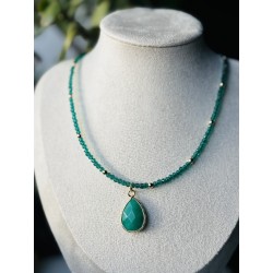 Szmaragdowy zielony naszyjnik z amazonitem złote dodatki